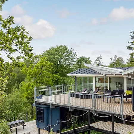 Three-bedroom In Spottrup Lihme